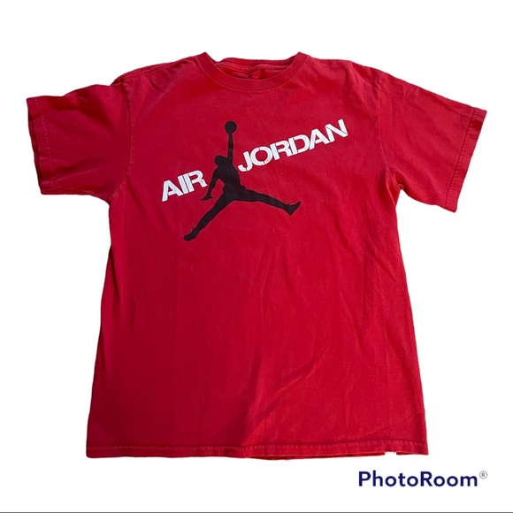 Jordan Air Boys XL Red Cotton Tshirt